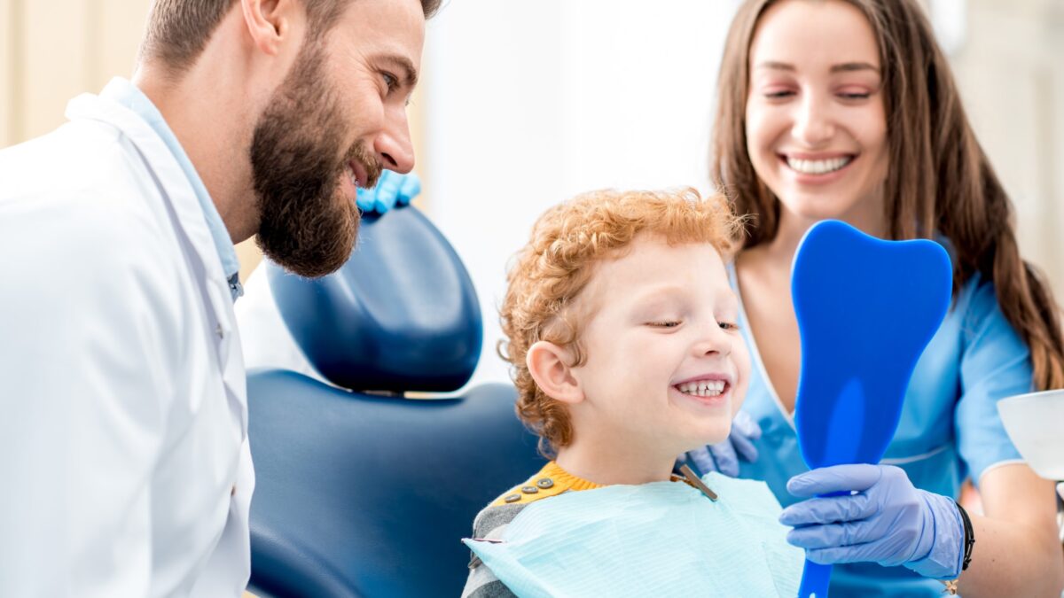 How To Choose the Right Family Dentist for Your Loved Ones