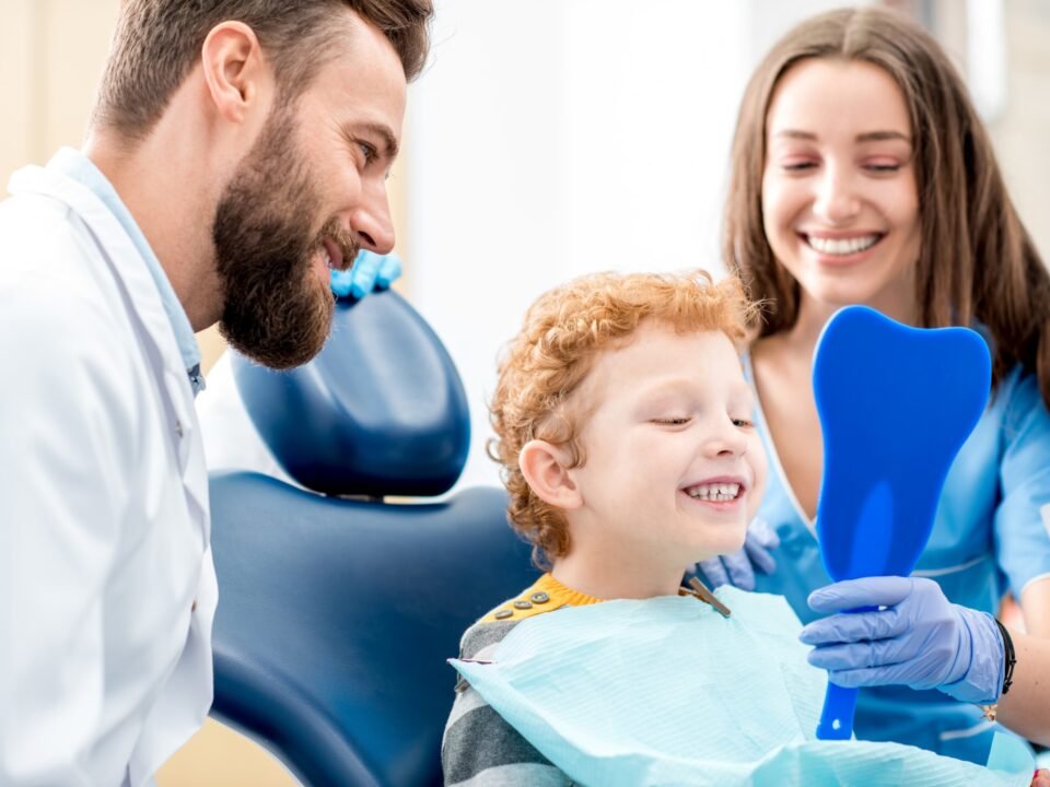 How To Choose the Right Family Dentist for Your Loved Ones